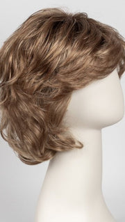 SS14/25 SHADED HONEY GINGER | Dark Blonde Evenly Blended with Medium Golden Blonde Highlights and Dark Roots