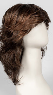 SS8/29 SHADED HAZELNUT | Rich Medium Brown Evenly Blended with Ginger Blonde Highlights with Dark Roots
