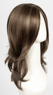 8RH14 MOUSSE CAKE | Medium Brown with 33% Medium Natural Blonde Highlights