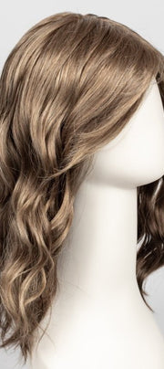 10/26TT FORTUNE COOKIE | Light Brown & Medium Red-Gold Blonde Blend with Light Brown Nape