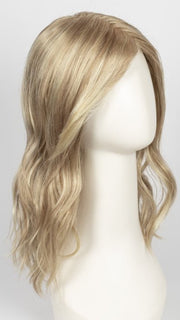 24B22 CREME BRULEE | Light Gold Blonde & Light Ash Blonde Blend