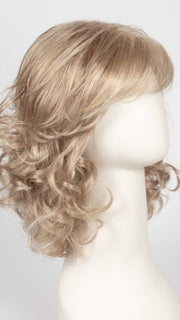 24B22 CREME BRULEE | Light Gold Blonde & Light Ash Blonde Blend