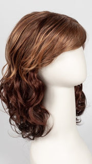 32BF CHERRY ALMOND TART | Medium Natural Red Base with Medium Red-Gold Blonde Tips, Dark/Medium Red Nape