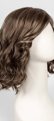 10RH16 CAFFE MOCHA | Light Brown with 33% Light Natural Blonde Highlights