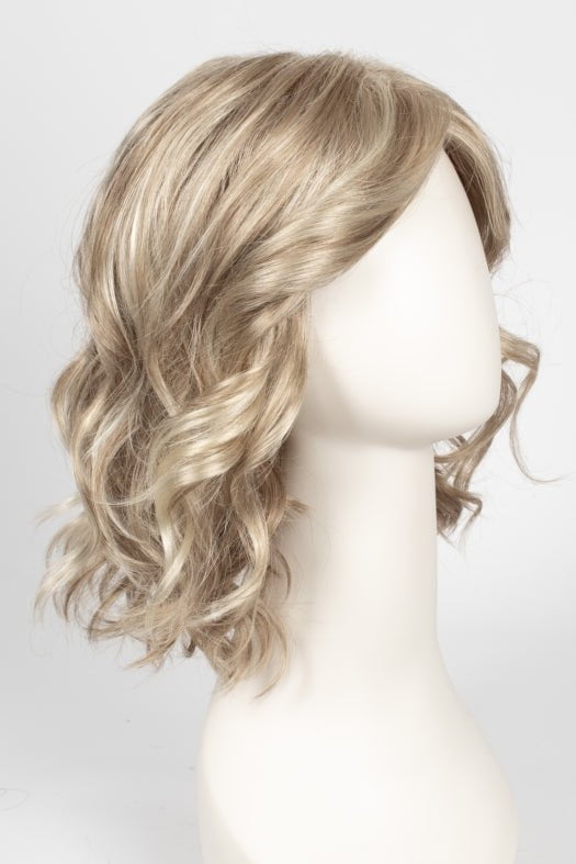 22F16 PINA COLADA | Light Ash Blonde & Light Natural Blonde Blend with Light Natural Blonde Nape