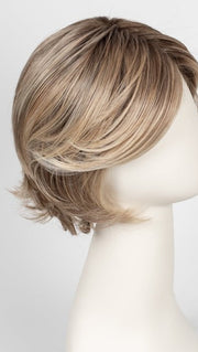 12FS12 MALIBU BLONDE | LIght Gold Brown, Light Natural Gold Blonde, Pale Natural Gold-Blonde Blend, Shaded with Light Gold Brown