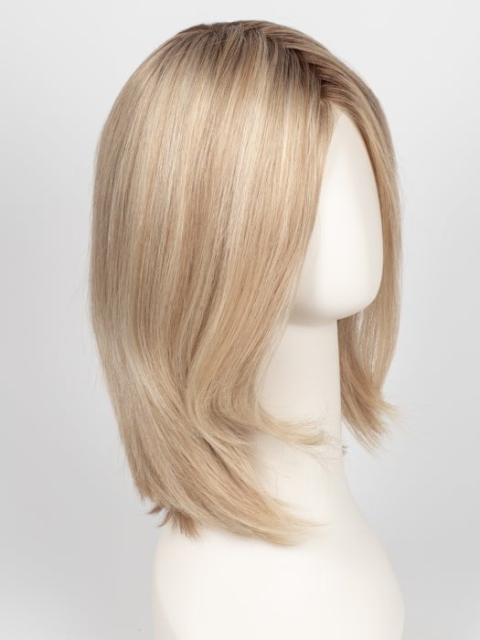 22F16S8 VENICE BLONDE | Light Ash Blonde and Light Natural Blonde Blend Shaded with Medium Brown