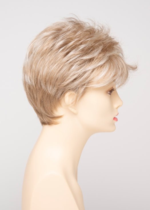 LIGHT BLONDE | 2 toned blend of Creamy Blonde with Champagne highlights