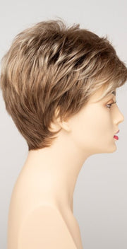 SPARKLING CHAMPAGNE | Medium Brown roots with overall Strawberry Blonde base and soft Golden Blonde highlights