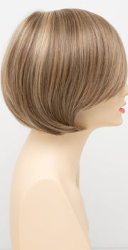 GINGER CREAM | Dark Beige Blonde underneath highlighted on top with Light Beige Blonde