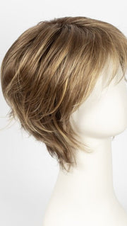 MOCHACCINO-R | Rooted Medium Warm Blonde with Chocolate Undertones and Creamy Blonde Highlights