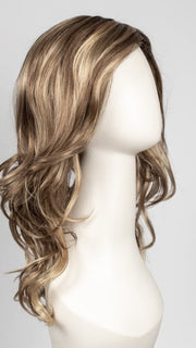 RH12/26RT4 | Light Brown with Chunky Golden Blonde Highlights and Dark Brown Roots