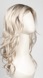 SUNLIT-BLONDE | Soft Blend of Sandy Blonde, Lightest Blonde and Iced Blonde with a Light Golden Brown Root
