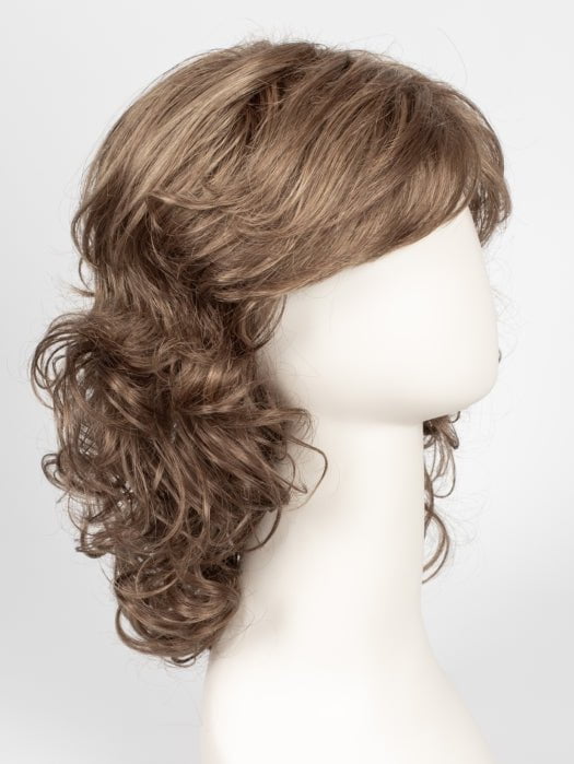R12/26H | Light Brown w/Golden Blonde Highlights on Top