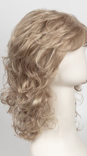 R16/22 |  Honey Blonde/Light Ash Blonde Blend