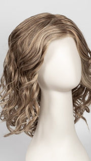 GL15-26 BUTTERED TOAST | Medium Blonde with Light Blonde Highlights