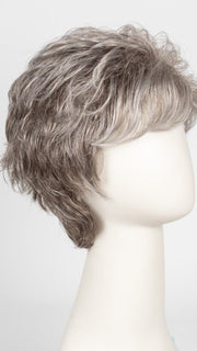 G48+ SUGARED PECAN | Light brown w/ 80% grey highlights