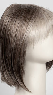 SANDY-SILVER | Graduate Grey to Medium Grey with hints of Warm Brown that transitions into Light Grey in front