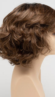 CINNAMON TOFFEE | Neutral to Warm Light Brown with Dark Brown Roots
