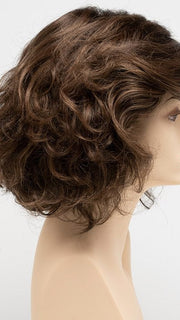 ESPRESSO | A cool, Multi-Dimensional Medium Brown with Darker Brown Roots