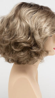 GOLDEN SANDSTONE | Creamy Beige-Blonde with Darker Brown Roots