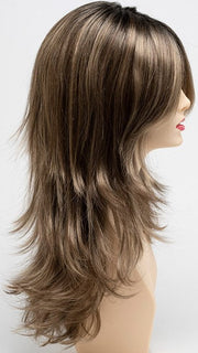 HONEY BREEZE | A blend of Cool, Honey Blonde and Multi-Dimensional Medium Brown with Darker Brown Roots