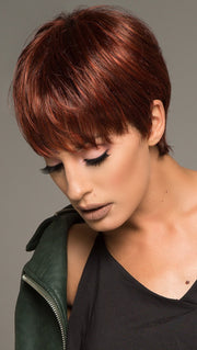 An edgy, short style that can be worn with volume or sleek and chic