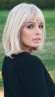 PAIGE PETITE by Envy in LIGHT BLONDE | 2 toned blend of Creamy Blonde with Champagne highlights