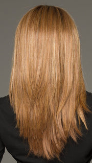 GOLDEN NUTMEG | Medium Brown roots with overall Warm Cinnamon base and Golden Blonde highlights (This piece has been styled and straightened)