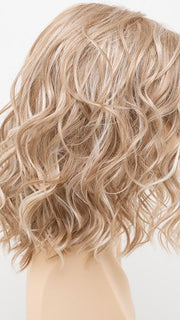 LIGHT-BLONDE | 2 toned blend of Creamy Blonde with Champagne highlights