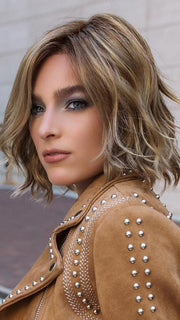 14/26S10 SHADED PRALINES N' CREAM | Light Gold Blonde & Medium Red-Gold Blonde Blend, Shaded with Light Brown