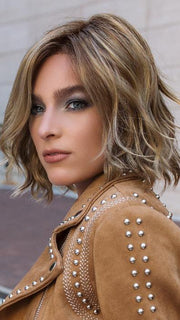 14/26S10 SHADED PRALINES N' CREAM | Light Gold Blonde & Medium Red-Gold Blonde Blend, Shaded with Light Brown