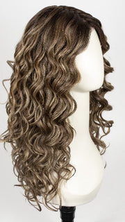MC11SS BUTTER PECAN | Medium Brown with Golden Blonde Highlights