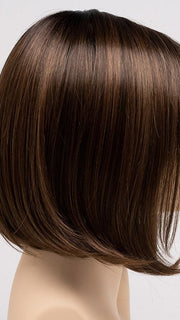 MACCHIATO | A blend of Chestnut Brown and Soft Dark Blonde with Dark Brown Roots