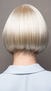 CREAMY BLONDE | Platinum and Light Gold Blonde evenly blended