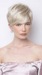 A straight ready-to-wear pixie cut
