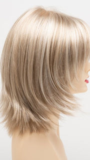 LIGHT-BLONDE | 2 toned blend of Creamy Blonde with Champagne highlights