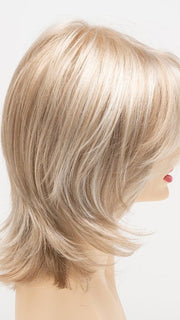 LIGHT-BLONDE | 2 toned blend of Creamy Blonde with Champagne highlights