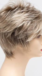 CHAMPAGNE SHADOW | Soft Dark Blonde with Platinum Highlights and Chestnut Roots