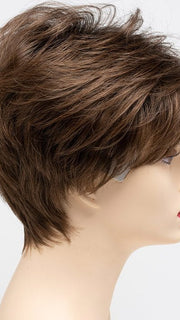 MACCHIATO | A blend of Chestnut Brown and Soft Dark Blonde with Dark Brown Roots