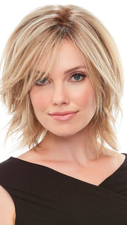 Adds gorgeous volume to the crown with this hair topper