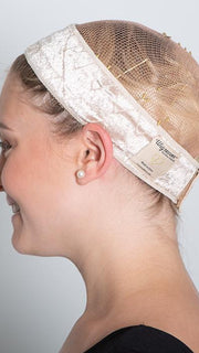 This band helps with wig cap pressure and is undetectable under any wig *Wig cap not included