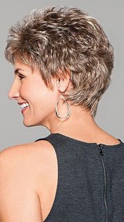 Short and easy with just a little bit of curl | GL18/23