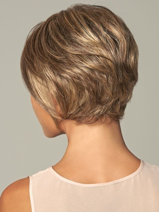 The short neckline is clean and provides coverage for your own hair and hairline | Color: GL11-25