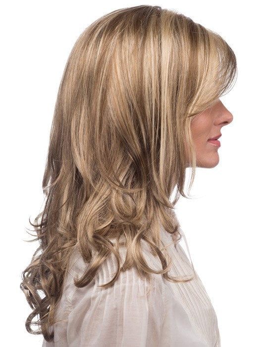 Smooth crown layers with loose curls | Color: R12/26CH