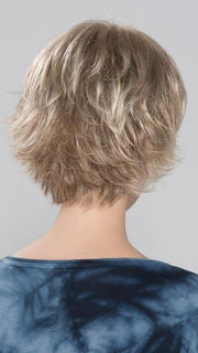 Ellen Wille | Hair Power | Date in Champagne Rooted