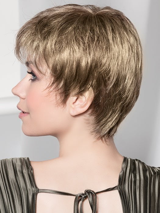 The lace front and monofilament top allow you to style the fringe off the face
