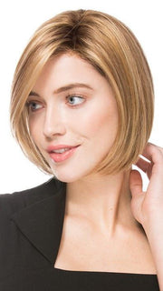 Chin length layers with natural fullness