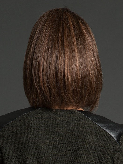 Long layers allow the hair to curve under 