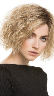 WIKI by Ellen Wille in CARAMEL ROOTED | Medium Gold Blonde and Light Gold Blonde Blend with Light Brown Roots